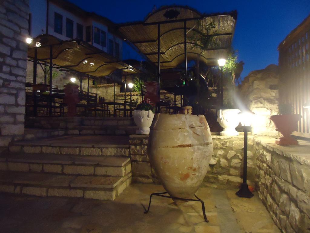 Hotel Klea Berat Luaran gambar